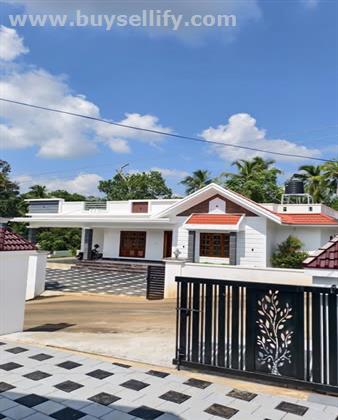 3BHK House for Sale near Bharananganam Town