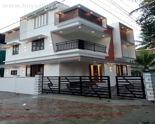 4 BHK House for Sale in Nadakavu, Thrippunithura