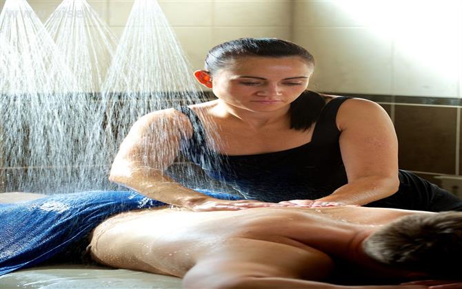 Full Body Female 2 Male Massage Sec 15 9878158409