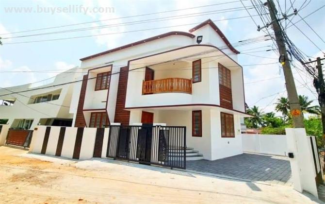 Fully Furnished 3BHK New Home for Sale in Sreekariyam