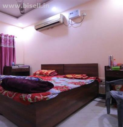 Girls PG hostel Near Delhi University