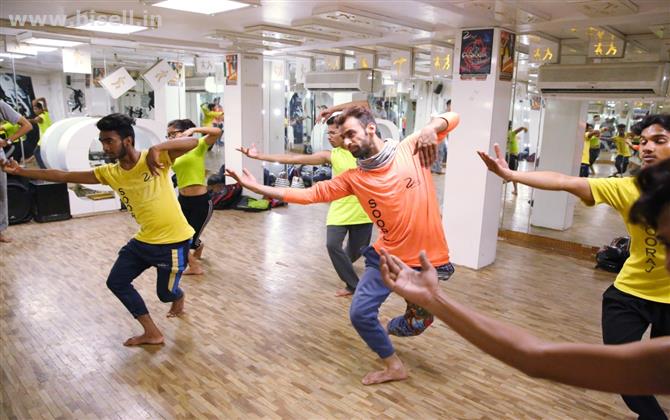 Hip-hop dance classes in Hyderabad