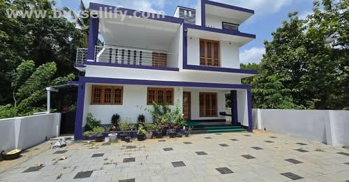 New 5BHK House for Sale – 2310 Sqft on 7 Cents for ?85 Lakhs
