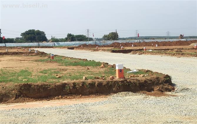 Plots for Sale in Hyderabad-Maruthi Springfield