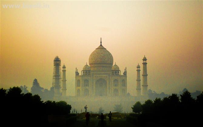 Same Day Taj Mahal Tour by Shatabdi Train