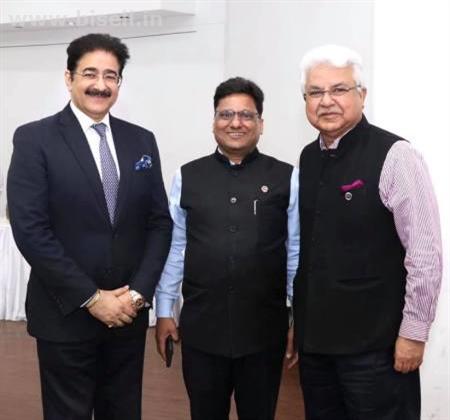 Sandeep Marwah Congratulated New Leadership of PHD