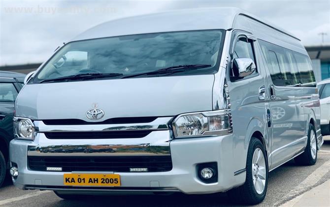 Toyota Commuter Car Hire In Bangalore || 8660740368