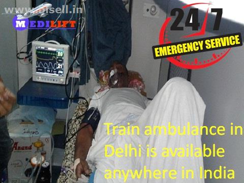 Train ambulance in Delhi is available anywhere in India